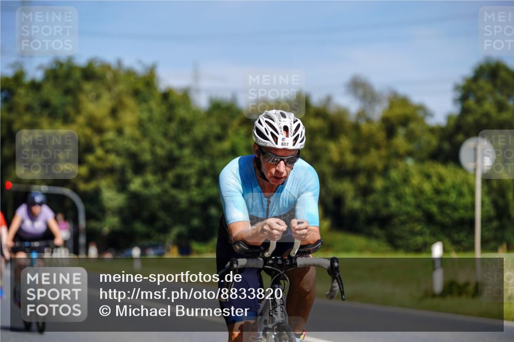 07.09.2025 - 19. Norderstedt Triathlon Michael Burmester http://msf.ph/oto/8833820 07.09.2025 12:08:38 Radfahren 807, 1382 meine-sportfotos.de