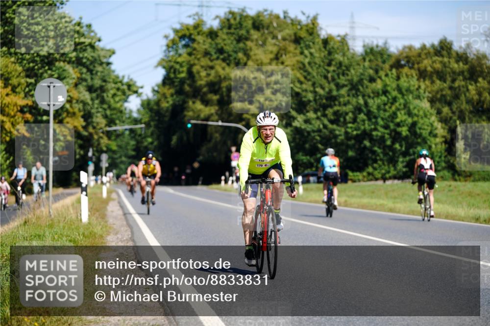 07.09.2025 - 19. Norderstedt Triathlon Michael Burmester http://msf.ph/oto/8833831 07.09.2025 12:08:49 Radfahren 170 meine-sportfotos.de