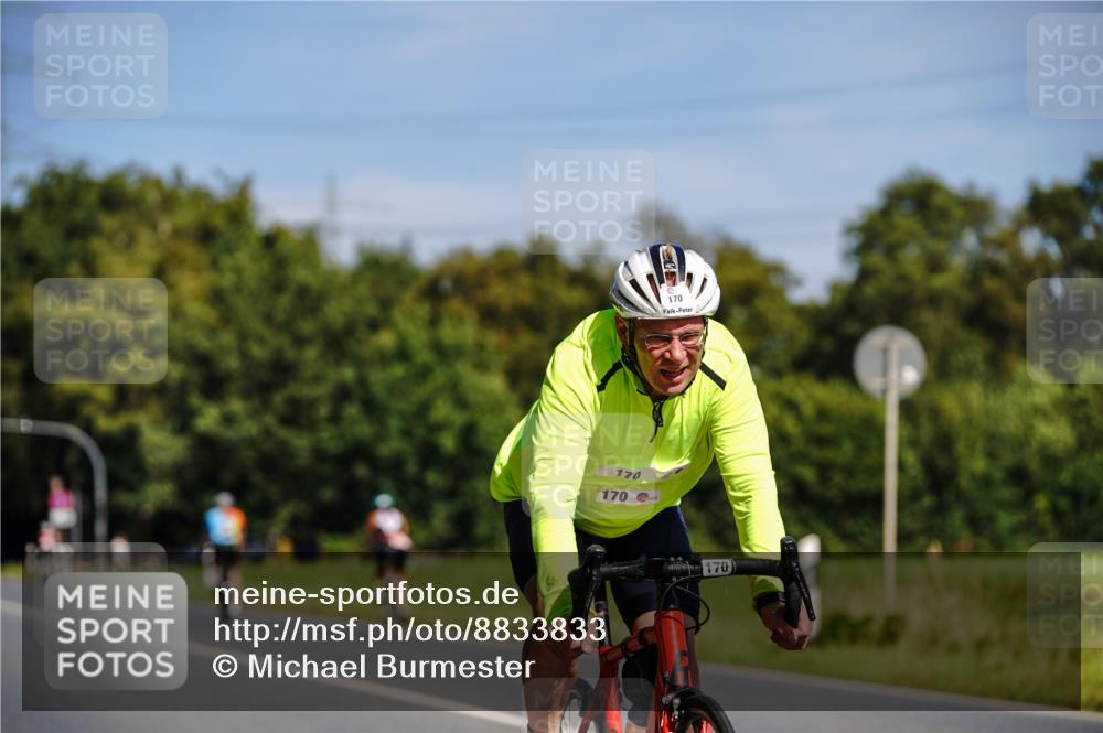 07.09.2025 - 19. Norderstedt Triathlon Michael Burmester http://msf.ph/oto/8833833 07.09.2025 12:08:50 Radfahren 170 meine-sportfotos.de
