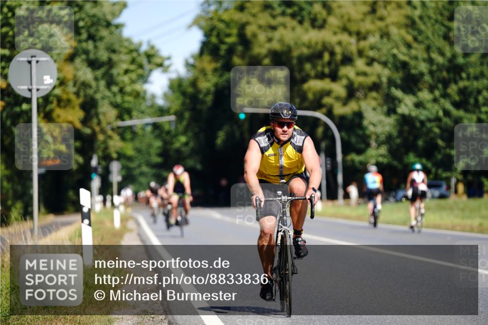 07.09.2025 - 19. Norderstedt Triathlon Michael Burmester http://msf.ph/oto/8833836 07.09.2025 12:08:52 Radfahren 170, 703 meine-sportfotos.de