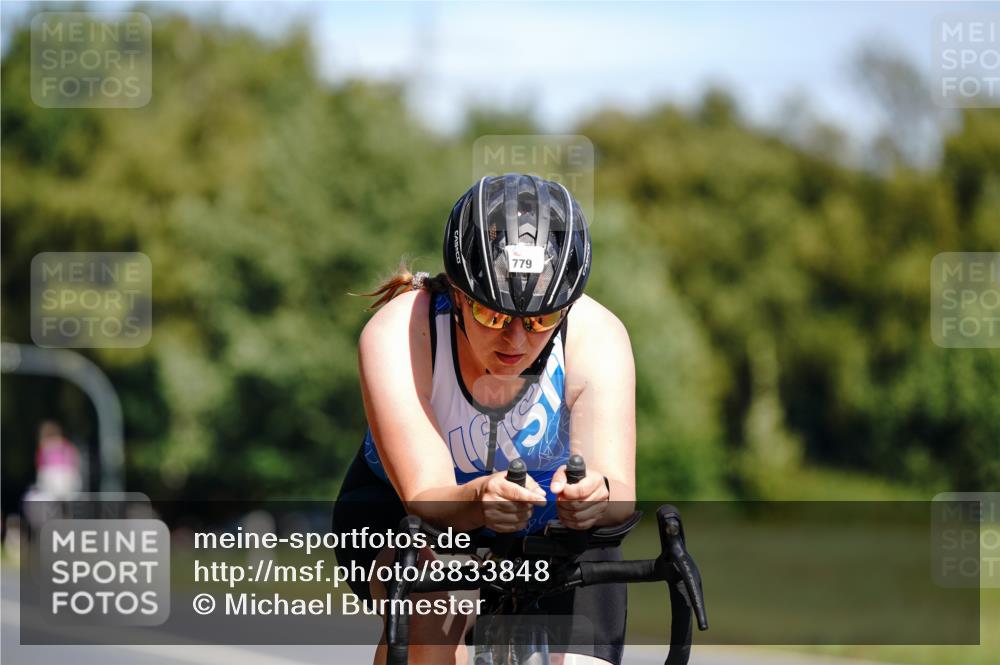 07.09.2025 - 19. Norderstedt Triathlon Michael Burmester http://msf.ph/oto/8833848 07.09.2025 12:09:02 Radfahren 725, 779, 1290 meine-sportfotos.de