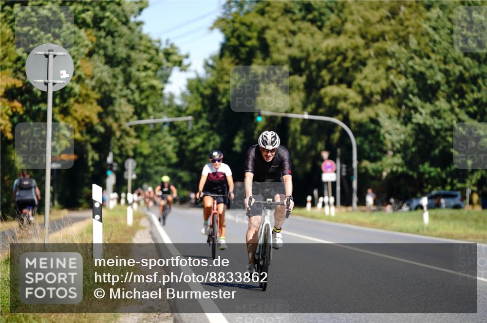 07.09.2025 - 19. Norderstedt Triathlon Michael Burmester http://msf.ph/oto/8833862 07.09.2025 12:09:27 Radfahren 202, 1346 meine-sportfotos.de