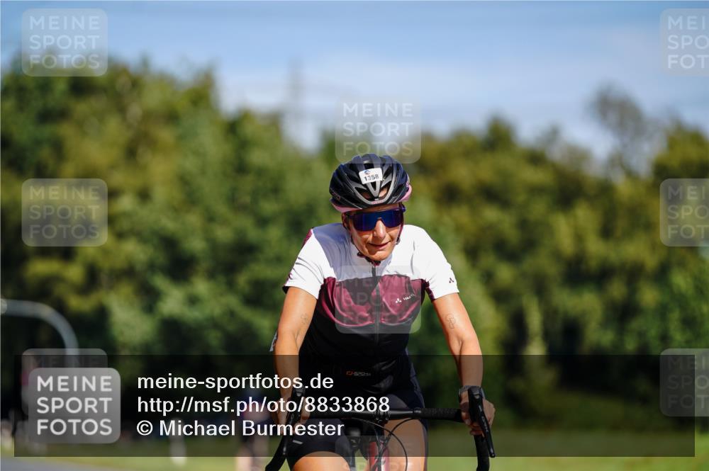 07.09.2025 - 19. Norderstedt Triathlon Michael Burmester http://msf.ph/oto/8833868 07.09.2025 12:09:32 Radfahren 202, 1358 meine-sportfotos.de