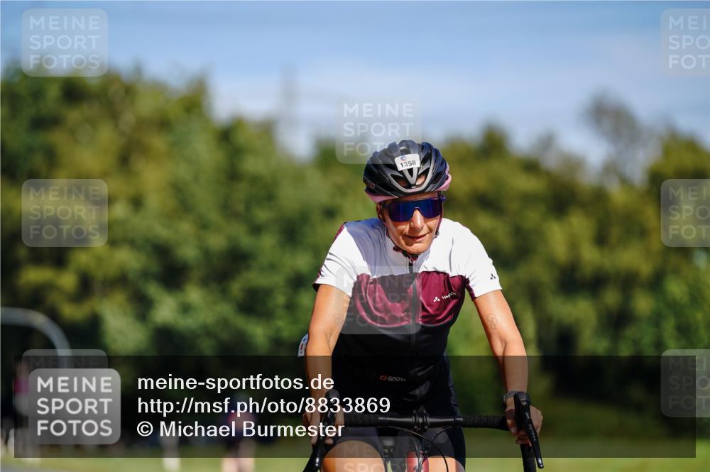 07.09.2025 - 19. Norderstedt Triathlon Michael Burmester http://msf.ph/oto/8833869 07.09.2025 12:09:32 Radfahren 202, 1358 meine-sportfotos.de