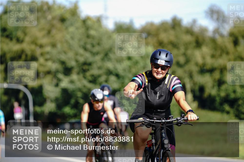 07.09.2025 - 19. Norderstedt Triathlon Michael Burmester http://msf.ph/oto/8833881 07.09.2025 12:09:57 Radfahren 699, 792, 1315, 1378 meine-sportfotos.de