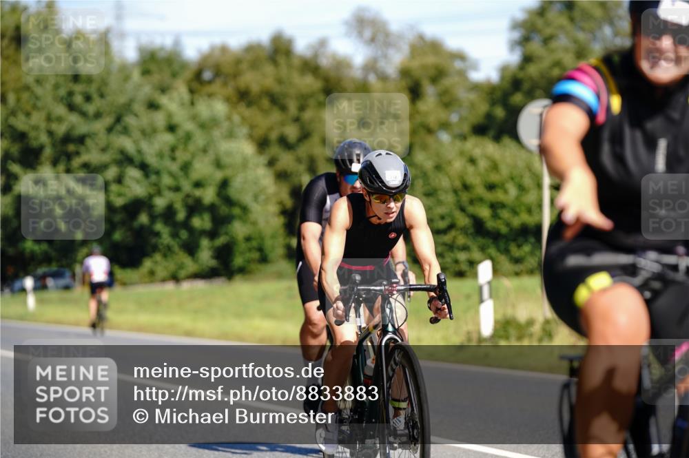07.09.2025 - 19. Norderstedt Triathlon Michael Burmester http://msf.ph/oto/8833883 07.09.2025 12:09:57 Radfahren 699, 792, 1315, 1378 meine-sportfotos.de