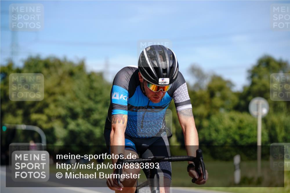 07.09.2025 - 19. Norderstedt Triathlon Michael Burmester http://msf.ph/oto/8833893 07.09.2025 12:10:02 Radfahren 699, 730, 1249 meine-sportfotos.de