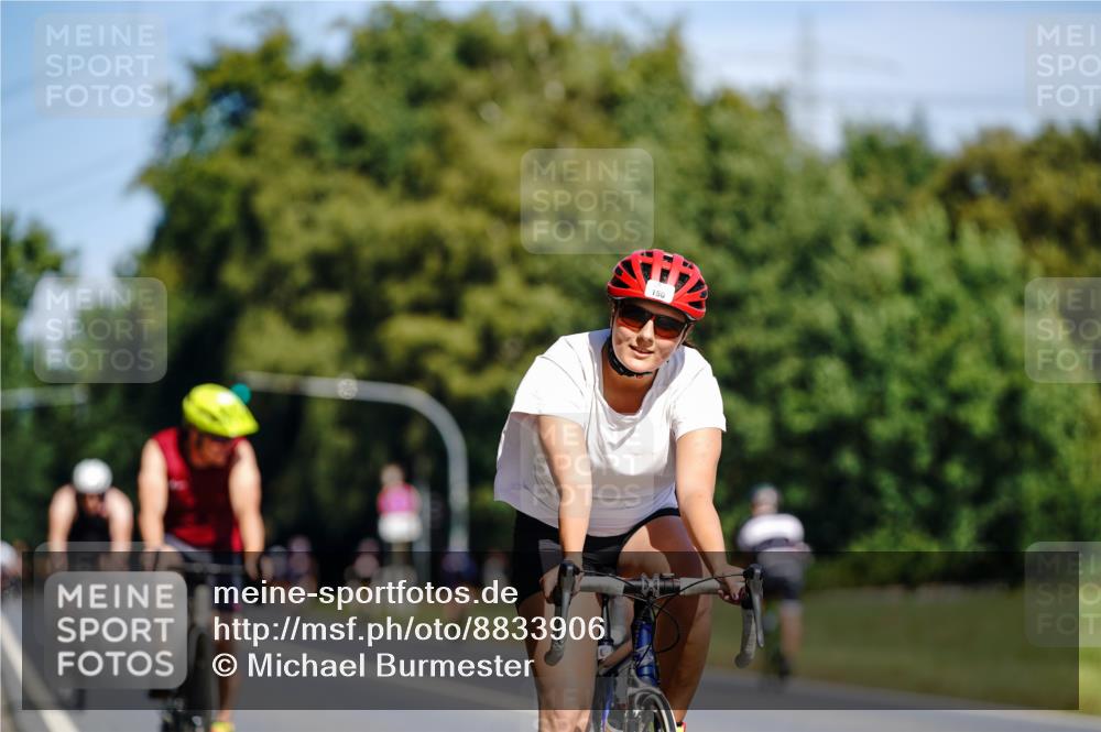 07.09.2025 - 19. Norderstedt Triathlon Michael Burmester http://msf.ph/oto/8833906 07.09.2025 12:10:23 Radfahren 150, 823, 1296 meine-sportfotos.de