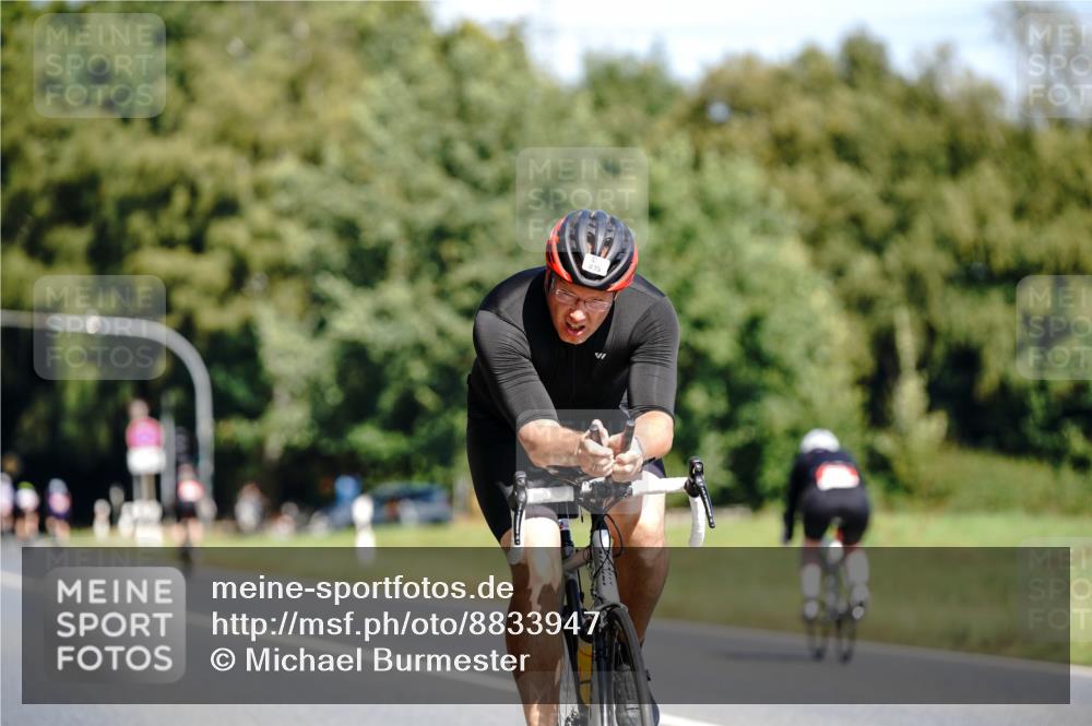 07.09.2025 - 19. Norderstedt Triathlon Michael Burmester http://msf.ph/oto/8833947 07.09.2025 12:11:17 Radfahren 835, 1379 meine-sportfotos.de