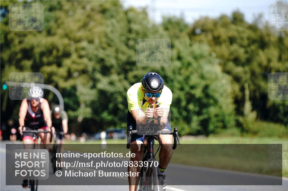 07.09.2025 - 19. Norderstedt Triathlon Michael Burmester http://msf.ph/oto/8833970 07.09.2025 12:11:49 Radfahren 1351, 1381 meine-sportfotos.de