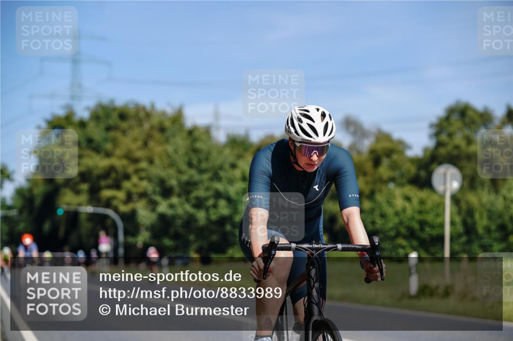 07.09.2025 - 19. Norderstedt Triathlon Michael Burmester http://msf.ph/oto/8833989 07.09.2025 12:12:00 Radfahren 818, 1331 meine-sportfotos.de