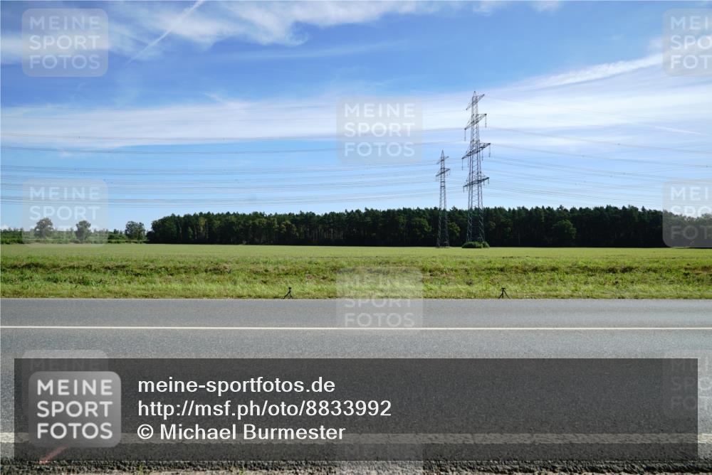 07.09.2025 - 19. Norderstedt Triathlon Michael Burmester http://msf.ph/oto/8833992 07.09.2025 11:55:11 Radfahren 703, 1358 meine-sportfotos.de