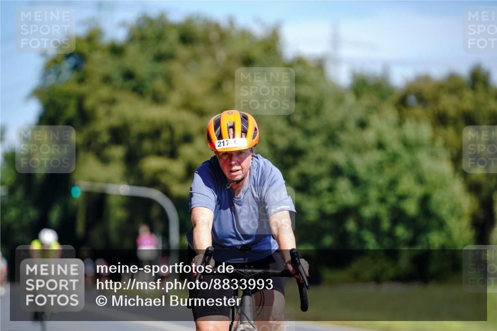07.09.2025 - 19. Norderstedt Triathlon Michael Burmester http://msf.ph/oto/8833993 07.09.2025 12:12:05 Radfahren 217 meine-sportfotos.de