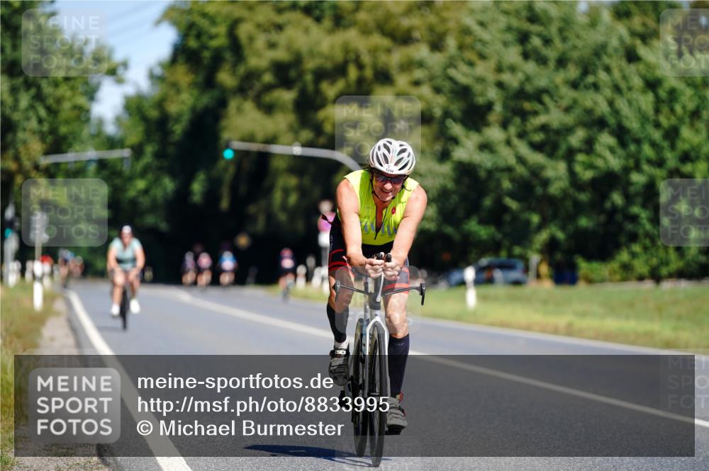 07.09.2025 - 19. Norderstedt Triathlon Michael Burmester http://msf.ph/oto/8833995 07.09.2025 12:12:08 Radfahren 217, 1294 meine-sportfotos.de