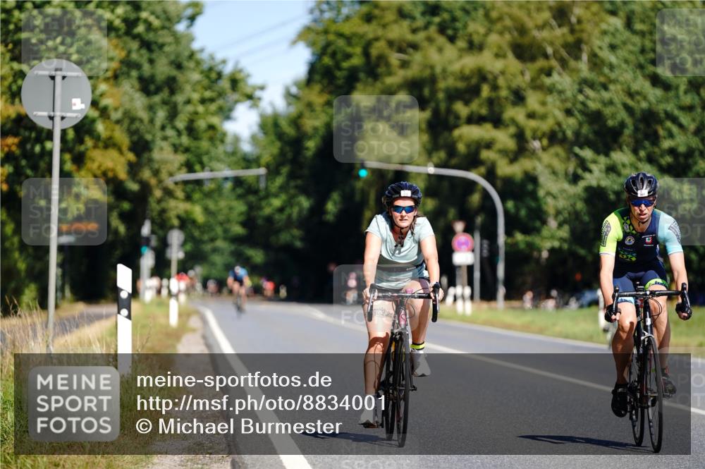 07.09.2025 - 19. Norderstedt Triathlon Michael Burmester http://msf.ph/oto/8834001 07.09.2025 12:12:15 Radfahren 248, 261 meine-sportfotos.de