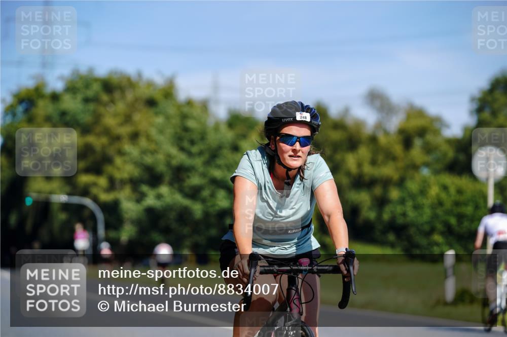 07.09.2025 - 19. Norderstedt Triathlon Michael Burmester http://msf.ph/oto/8834007 07.09.2025 12:12:17 Radfahren 248, 261 meine-sportfotos.de