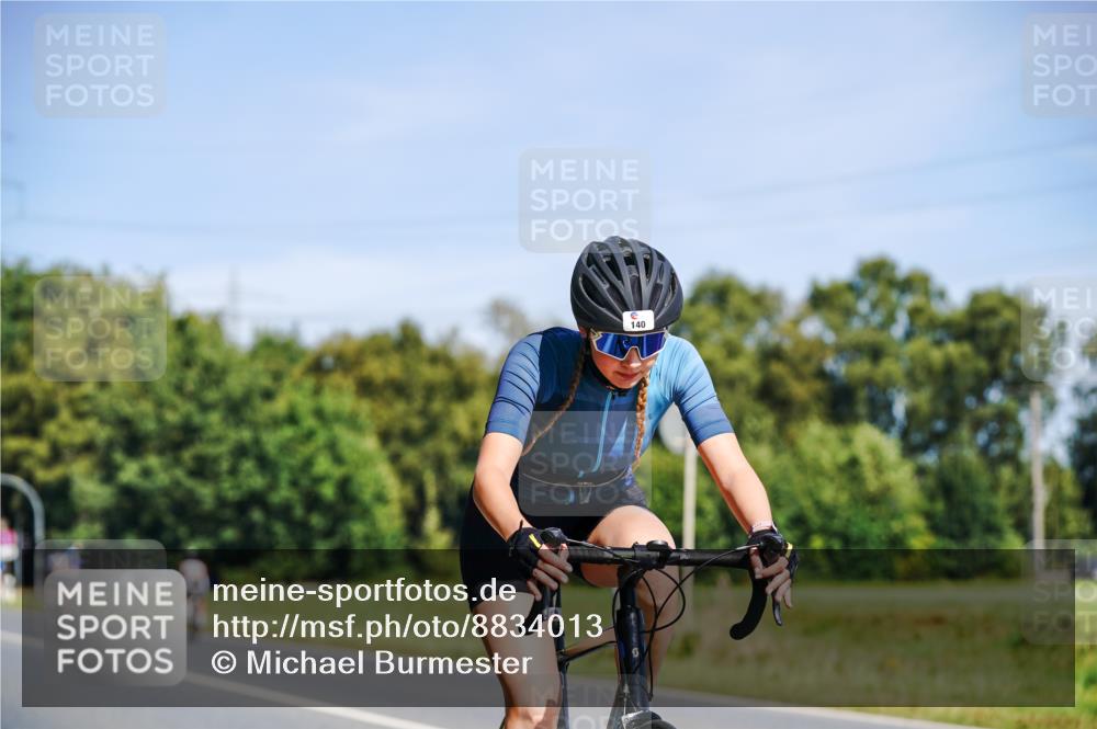07.09.2025 - 19. Norderstedt Triathlon Michael Burmester http://msf.ph/oto/8834013 07.09.2025 12:12:32 Radfahren 140 meine-sportfotos.de