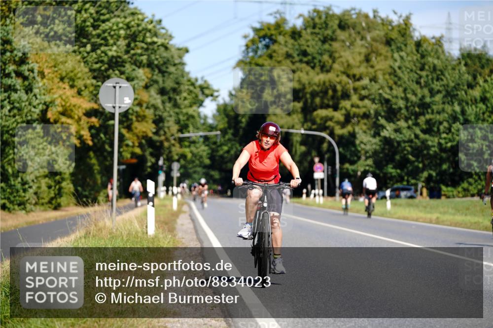 07.09.2025 - 19. Norderstedt Triathlon Michael Burmester http://msf.ph/oto/8834023 07.09.2025 12:12:42 Radfahren 756, 803 meine-sportfotos.de