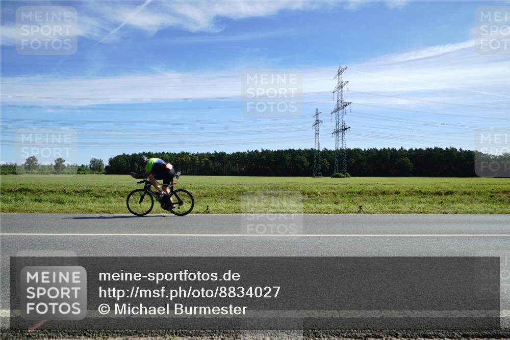 07.09.2025 - 19. Norderstedt Triathlon Michael Burmester http://msf.ph/oto/8834027 07.09.2025 11:55:21 Radfahren  meine-sportfotos.de
