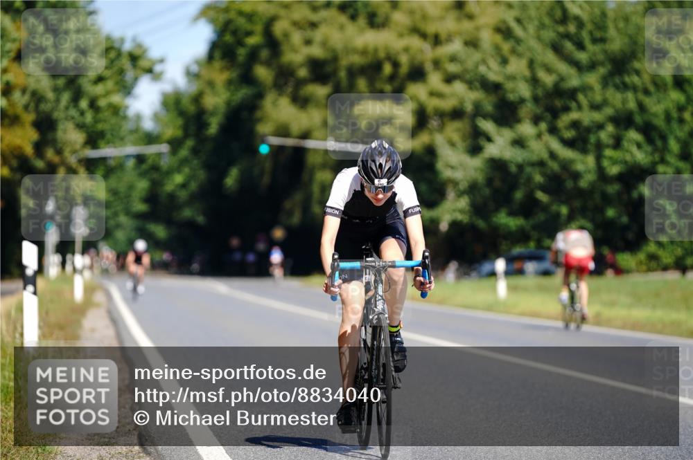 07.09.2025 - 19. Norderstedt Triathlon Michael Burmester http://msf.ph/oto/8834040 07.09.2025 12:13:01 Radfahren 292, 1343 meine-sportfotos.de