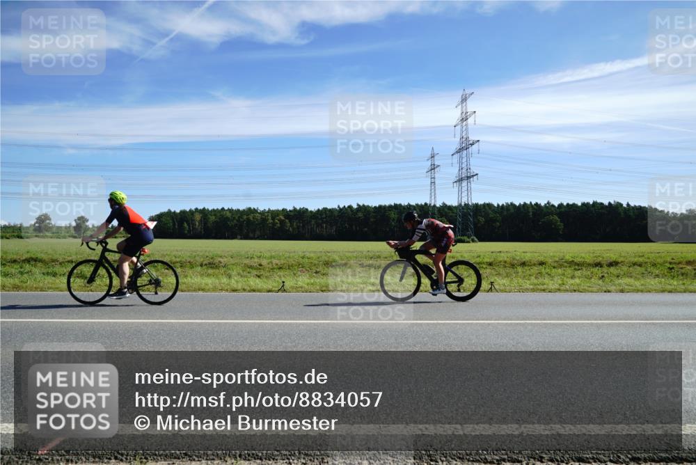 07.09.2025 - 19. Norderstedt Triathlon Michael Burmester http://msf.ph/oto/8834057 07.09.2025 11:55:32 Radfahren 226 meine-sportfotos.de