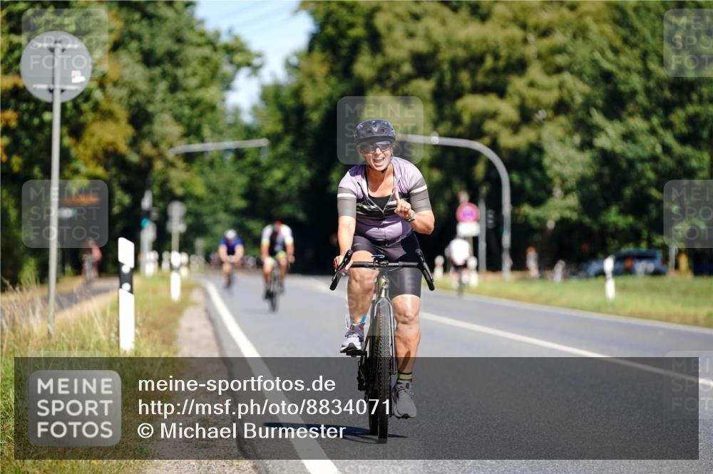 07.09.2025 - 19. Norderstedt Triathlon Michael Burmester http://msf.ph/oto/8834071 07.09.2025 12:13:32 Radfahren 1286 meine-sportfotos.de