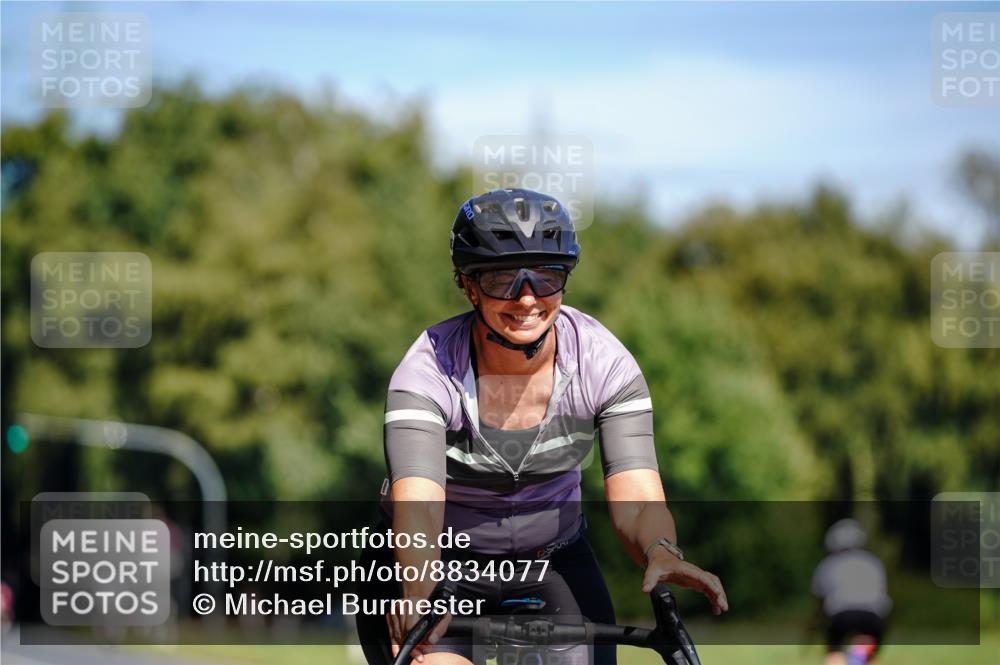 07.09.2025 - 19. Norderstedt Triathlon Michael Burmester http://msf.ph/oto/8834077 07.09.2025 12:13:33 Radfahren 1286 meine-sportfotos.de