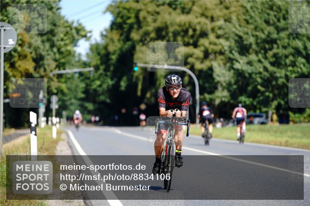 07.09.2025 - 19. Norderstedt Triathlon Michael Burmester http://msf.ph/oto/8834106 07.09.2025 12:14:18 Radfahren 1370 meine-sportfotos.de
