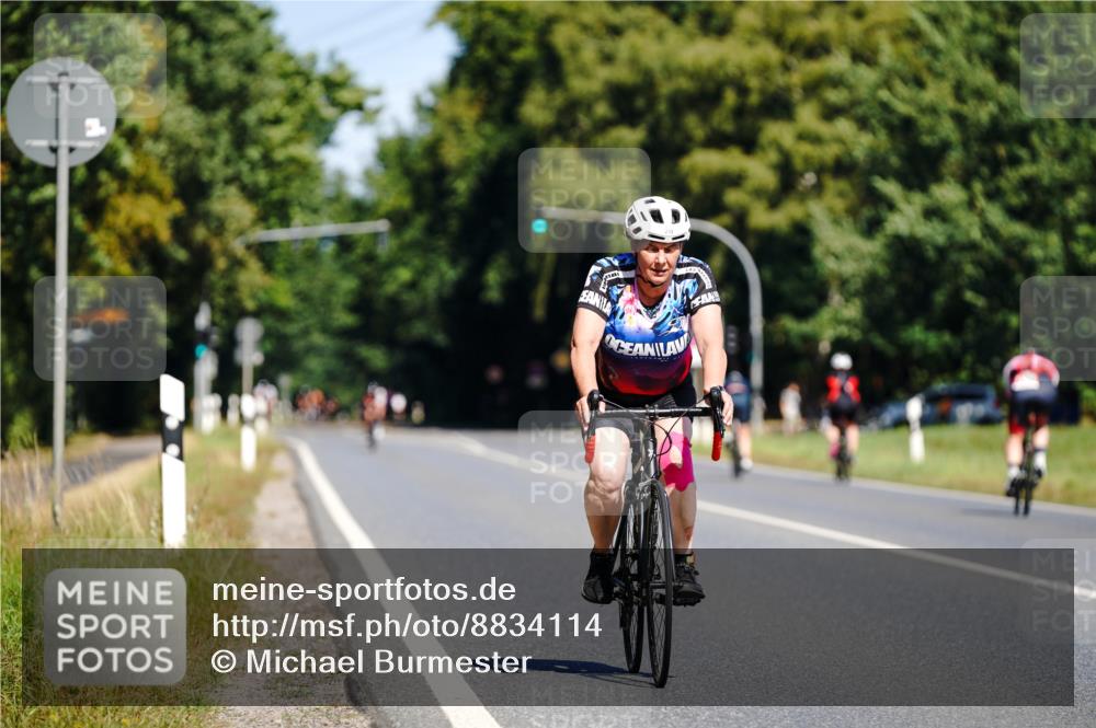 07.09.2025 - 19. Norderstedt Triathlon Michael Burmester http://msf.ph/oto/8834114 07.09.2025 12:14:36 Radfahren 233 meine-sportfotos.de