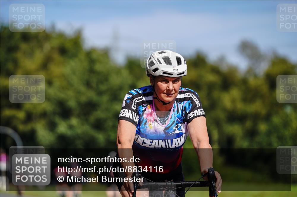 07.09.2025 - 19. Norderstedt Triathlon Michael Burmester http://msf.ph/oto/8834116 07.09.2025 12:14:38 Radfahren 233 meine-sportfotos.de