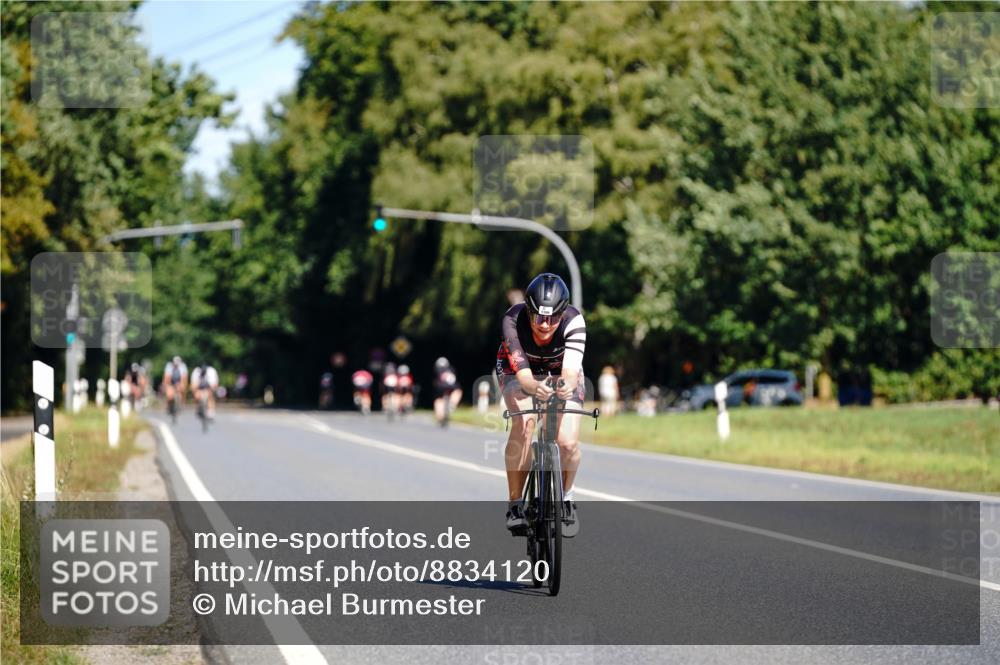 07.09.2025 - 19. Norderstedt Triathlon Michael Burmester http://msf.ph/oto/8834120 07.09.2025 12:14:48 Radfahren 1386 meine-sportfotos.de