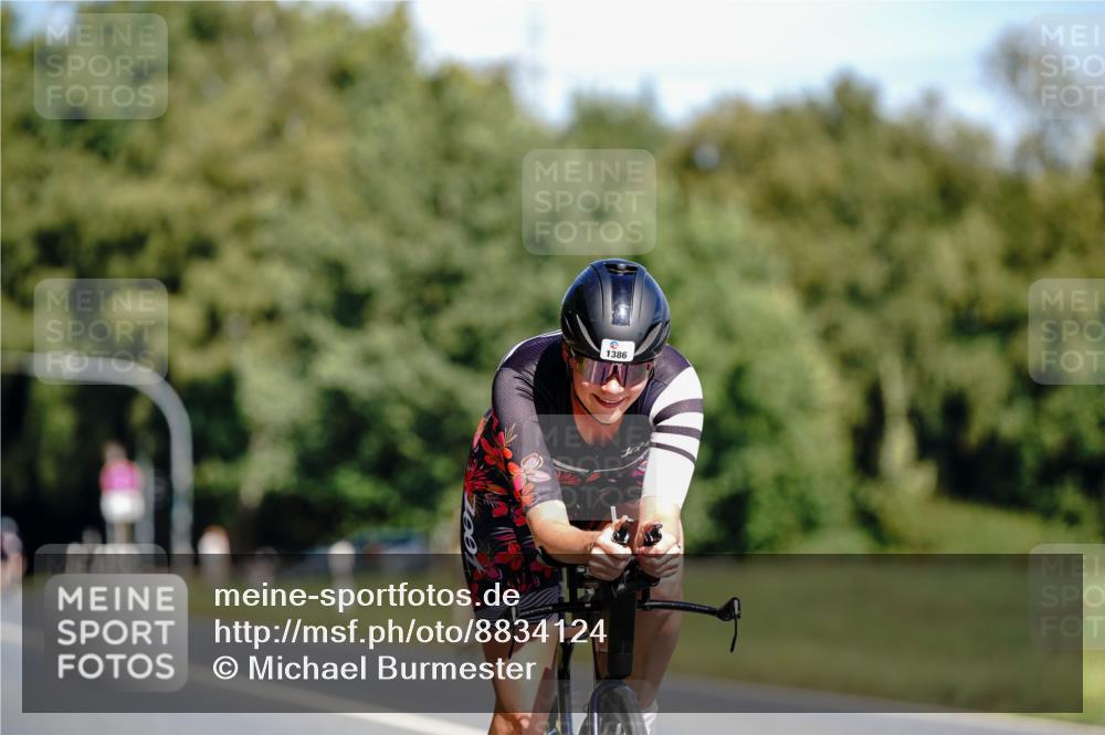 07.09.2025 - 19. Norderstedt Triathlon Michael Burmester http://msf.ph/oto/8834124 07.09.2025 12:14:50 Radfahren 1386 meine-sportfotos.de