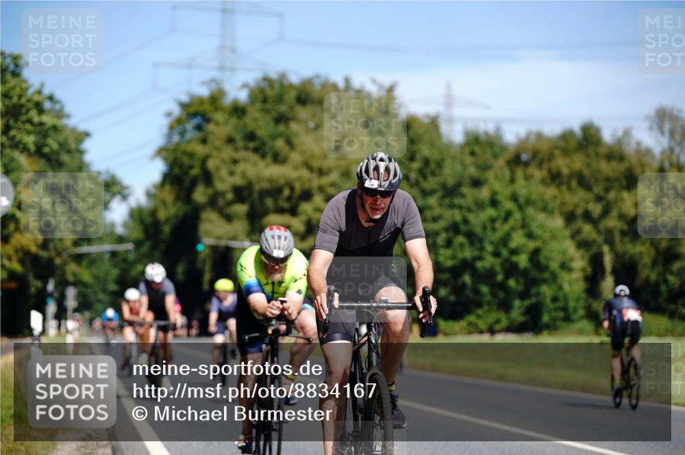 07.09.2025 - 19. Norderstedt Triathlon Michael Burmester http://msf.ph/oto/8834167 07.09.2025 12:15:27 Radfahren 728, 776, 791, 1237 meine-sportfotos.de