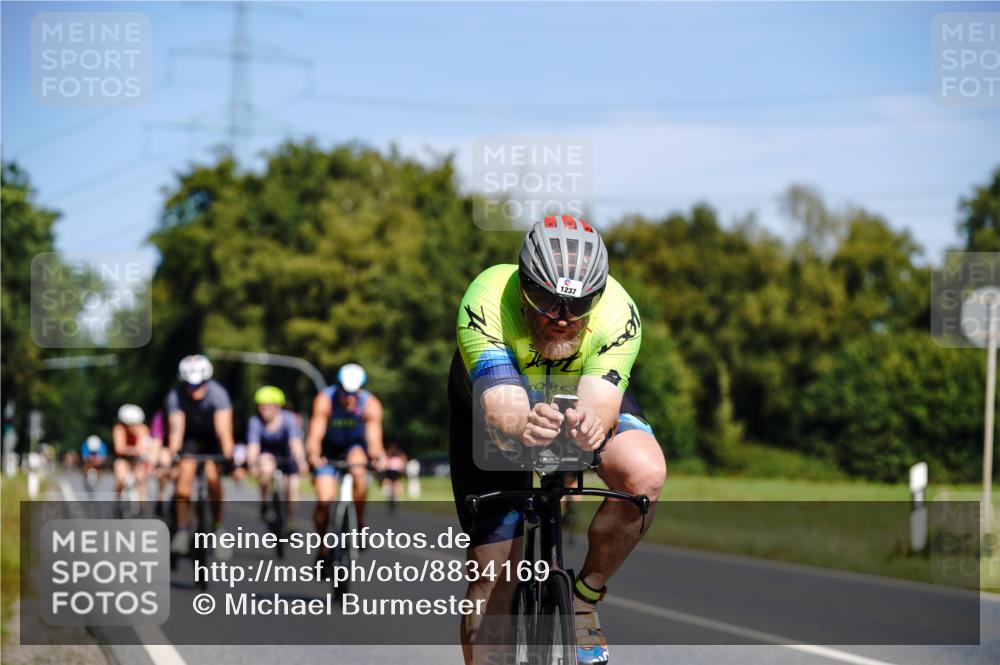07.09.2025 - 19. Norderstedt Triathlon Michael Burmester http://msf.ph/oto/8834169 07.09.2025 12:15:28 Radfahren 210, 728, 776, 791, 1237, 1364 meine-sportfotos.de