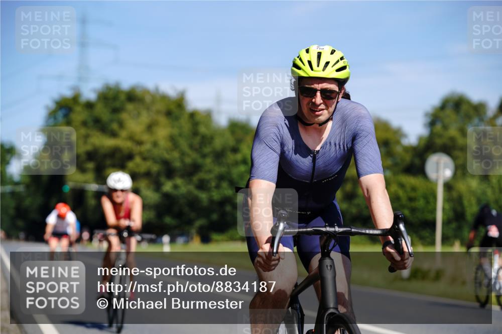 07.09.2025 - 19. Norderstedt Triathlon Michael Burmester http://msf.ph/oto/8834187 07.09.2025 12:15:31 Radfahren 146, 210, 215, 776, 780, 791, 1237, 1364 meine-sportfotos.de