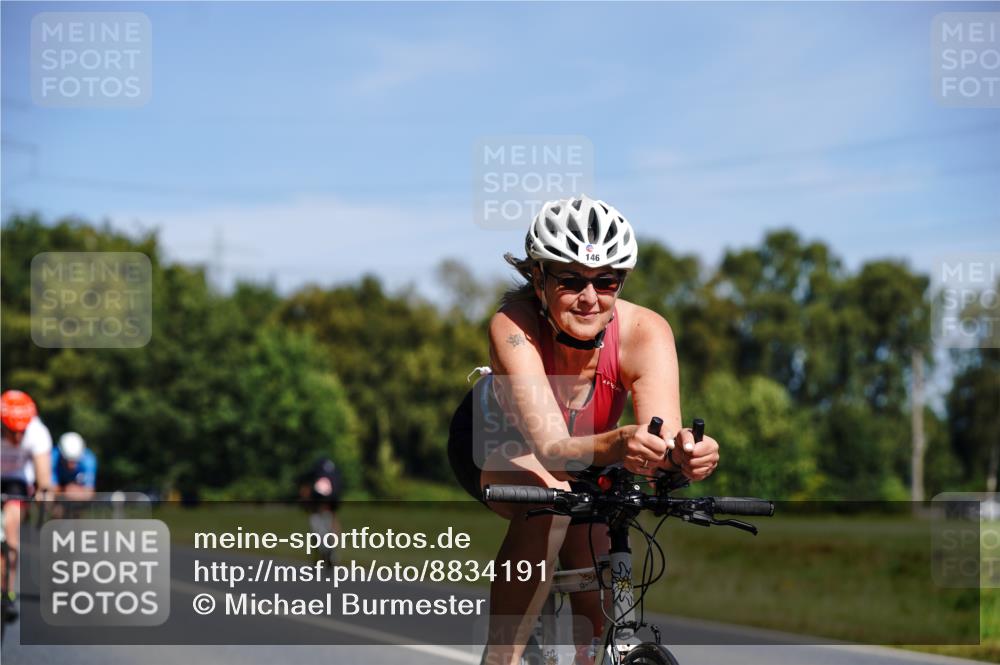 07.09.2025 - 19. Norderstedt Triathlon Michael Burmester http://msf.ph/oto/8834191 07.09.2025 12:15:33 Radfahren 146, 210, 215, 776, 780, 1364 meine-sportfotos.de