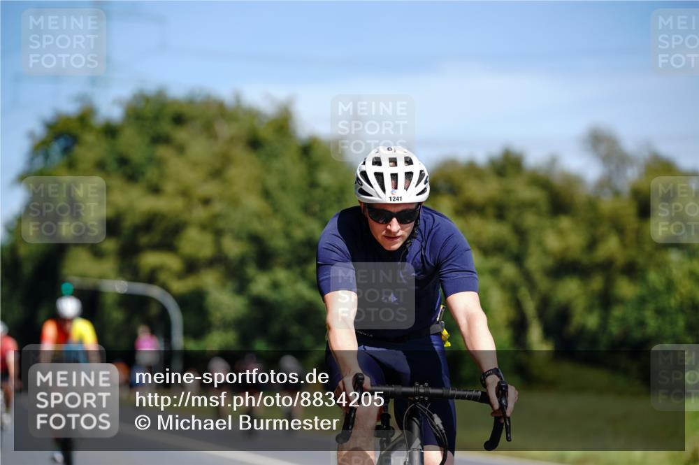 07.09.2025 - 19. Norderstedt Triathlon Michael Burmester http://msf.ph/oto/8834205 07.09.2025 12:15:50 Radfahren 1241, 1329 meine-sportfotos.de