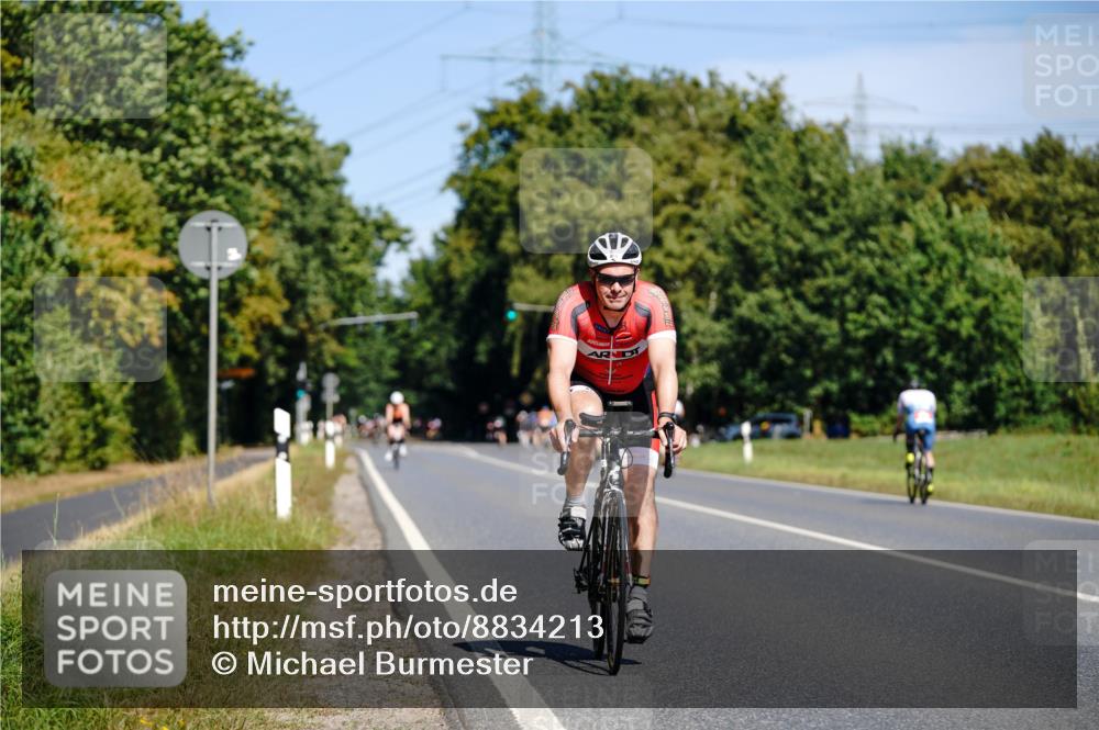 07.09.2025 - 19. Norderstedt Triathlon Michael Burmester http://msf.ph/oto/8834213 07.09.2025 12:15:54 Radfahren 851, 1329 meine-sportfotos.de