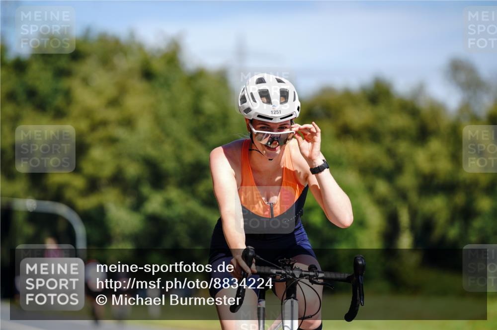07.09.2025 - 19. Norderstedt Triathlon Michael Burmester http://msf.ph/oto/8834224 07.09.2025 12:16:03 Radfahren 1251 meine-sportfotos.de