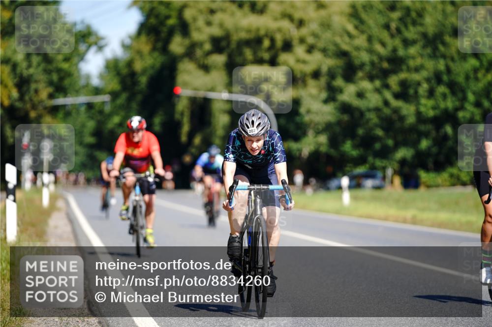 07.09.2025 - 19. Norderstedt Triathlon Michael Burmester http://msf.ph/oto/8834260 07.09.2025 12:16:53 Radfahren 207, 282, 1307 meine-sportfotos.de