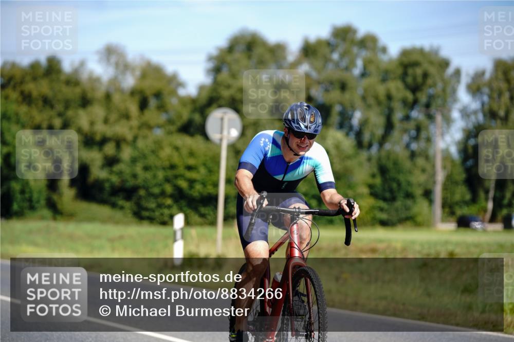 07.09.2025 - 19. Norderstedt Triathlon Michael Burmester http://msf.ph/oto/8834266 07.09.2025 12:16:57 Radfahren 168, 207, 282, 741, 1307 meine-sportfotos.de