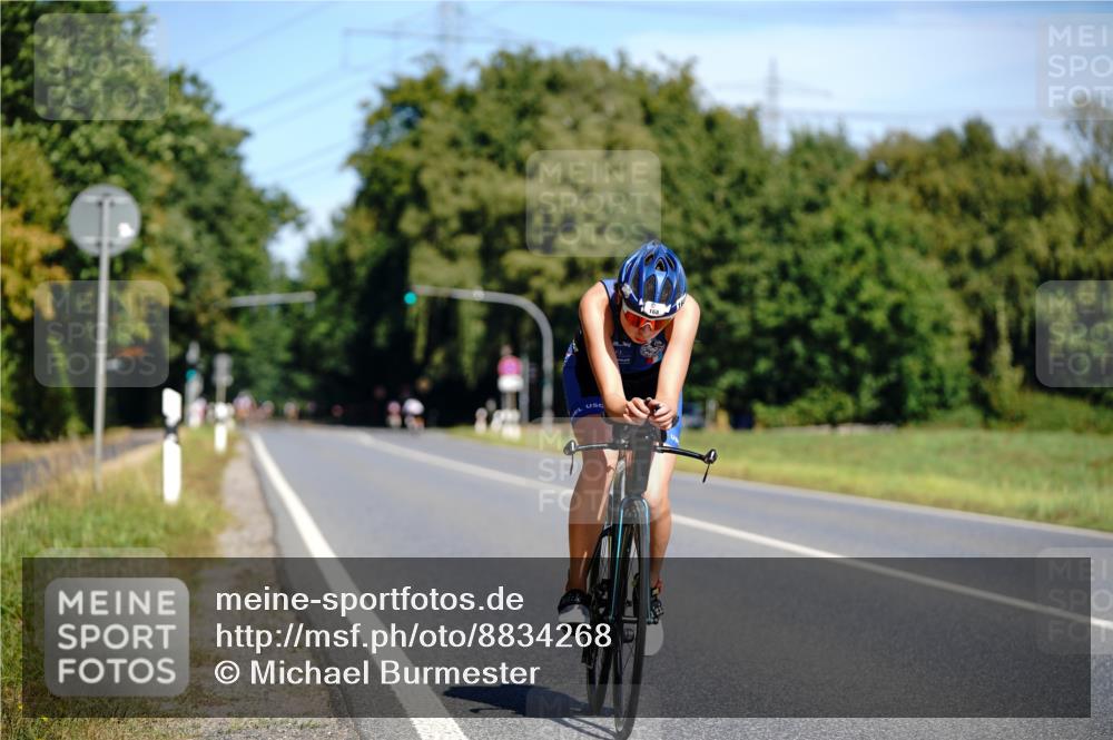 07.09.2025 - 19. Norderstedt Triathlon Michael Burmester http://msf.ph/oto/8834268 07.09.2025 12:16:59 Radfahren 168, 741, 1307 meine-sportfotos.de