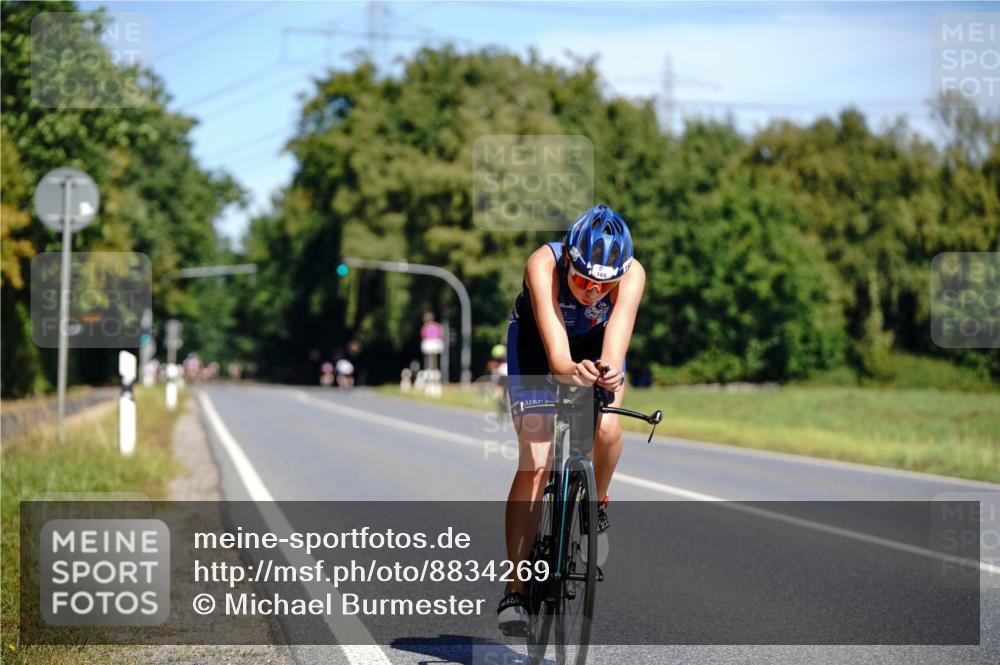 07.09.2025 - 19. Norderstedt Triathlon Michael Burmester http://msf.ph/oto/8834269 07.09.2025 12:16:59 Radfahren 168, 741, 1307 meine-sportfotos.de
