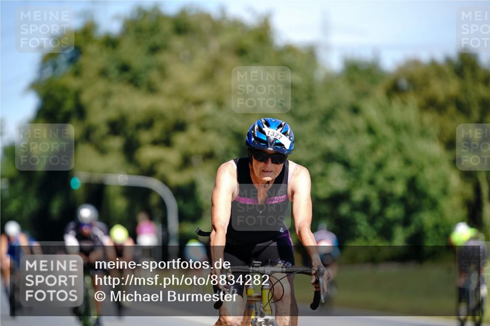 07.09.2025 - 19. Norderstedt Triathlon Michael Burmester http://msf.ph/oto/8834282 07.09.2025 12:17:32 Radfahren 715, 1327 meine-sportfotos.de