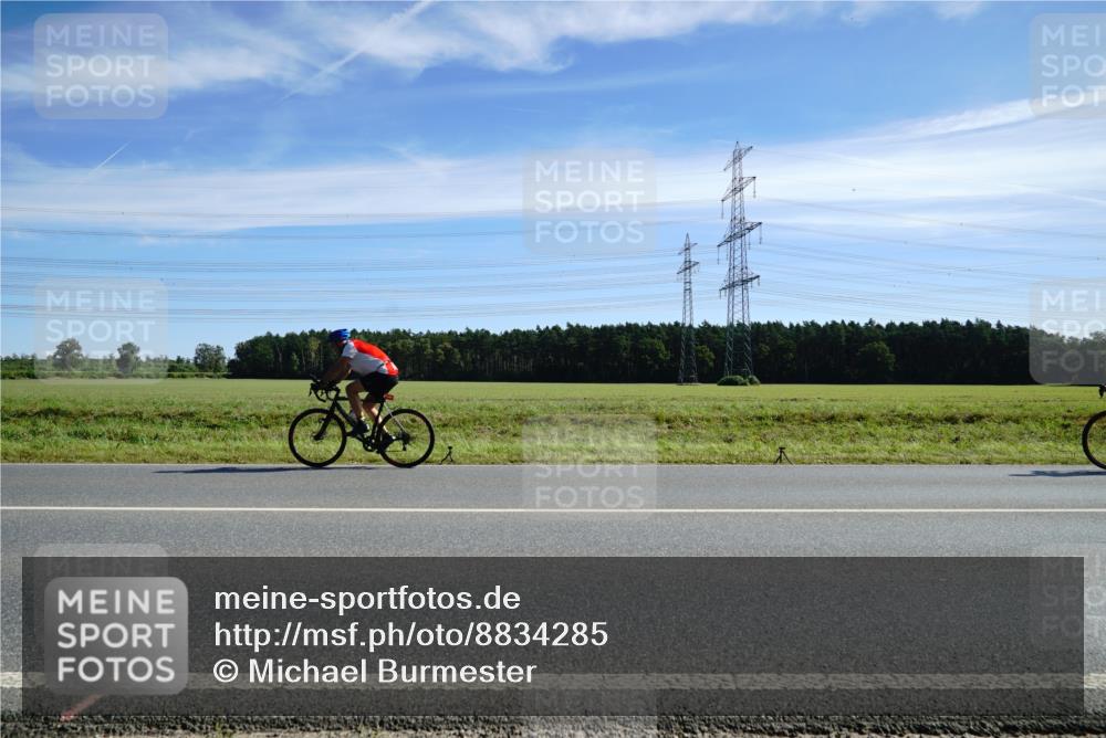 07.09.2025 - 19. Norderstedt Triathlon Michael Burmester http://msf.ph/oto/8834285 07.09.2025 11:56:58 Radfahren 148, 857 meine-sportfotos.de