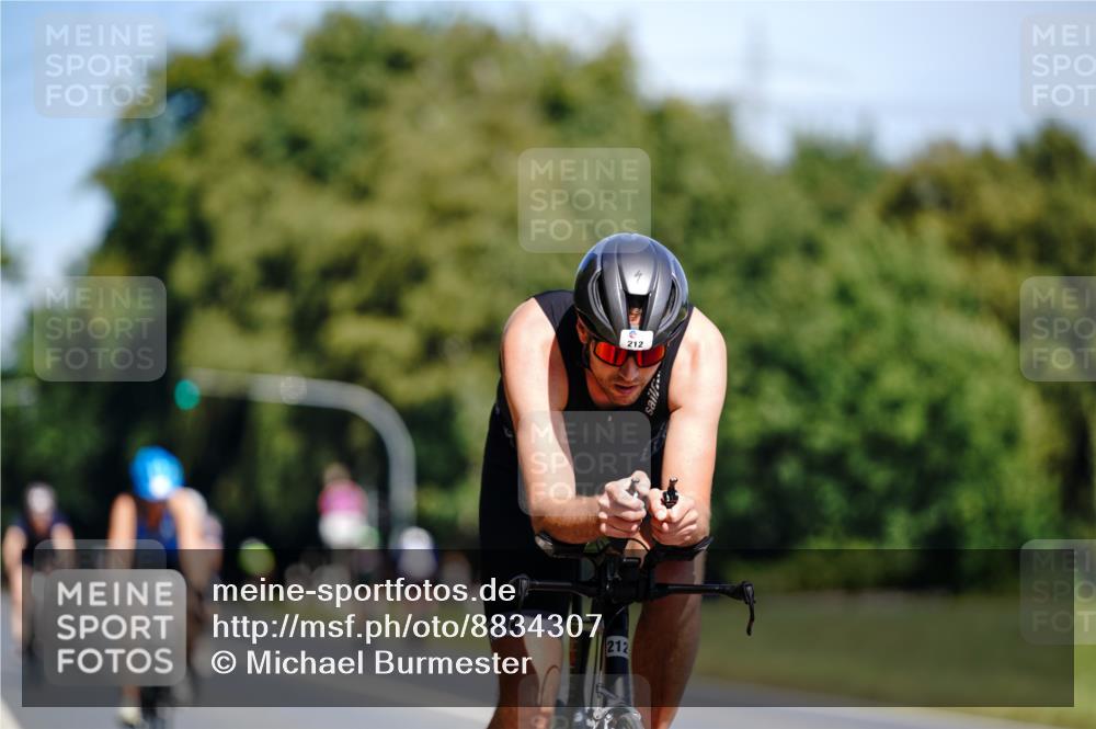 07.09.2025 - 19. Norderstedt Triathlon Michael Burmester http://msf.ph/oto/8834307 07.09.2025 12:17:43 Radfahren 212, 1369 meine-sportfotos.de