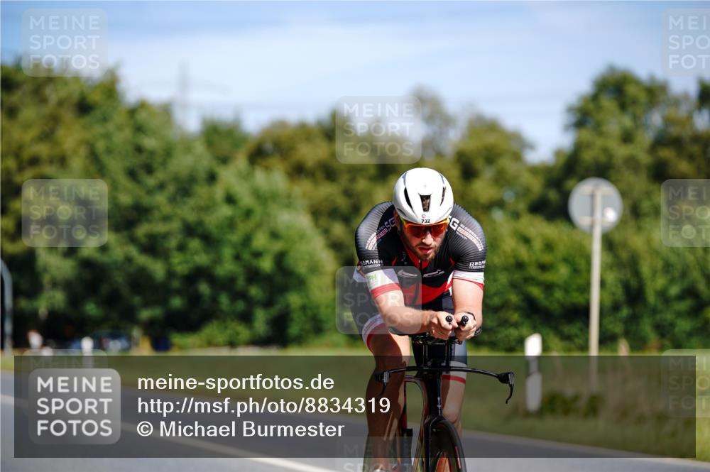 07.09.2025 - 19. Norderstedt Triathlon Michael Burmester http://msf.ph/oto/8834319 07.09.2025 12:17:47 Radfahren 721, 732, 1369 meine-sportfotos.de