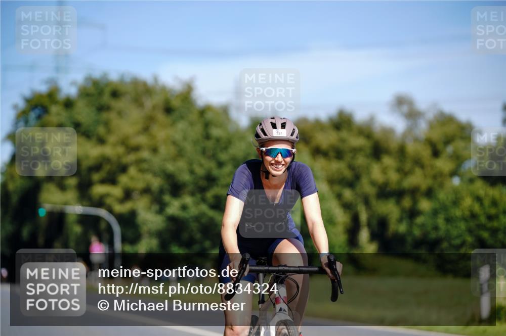 07.09.2025 - 19. Norderstedt Triathlon Michael Burmester http://msf.ph/oto/8834324 07.09.2025 12:17:49 Radfahren 721, 732, 1369 meine-sportfotos.de