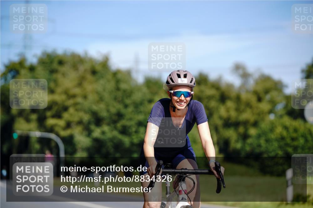 07.09.2025 - 19. Norderstedt Triathlon Michael Burmester http://msf.ph/oto/8834326 07.09.2025 12:17:49 Radfahren 721, 732, 1369 meine-sportfotos.de