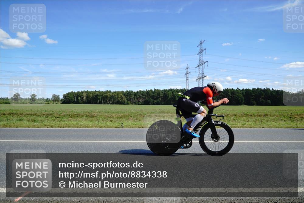 07.09.2025 - 19. Norderstedt Triathlon Michael Burmester http://msf.ph/oto/8834338 07.09.2025 13:58:42 Radfahren 969, 1431 meine-sportfotos.de